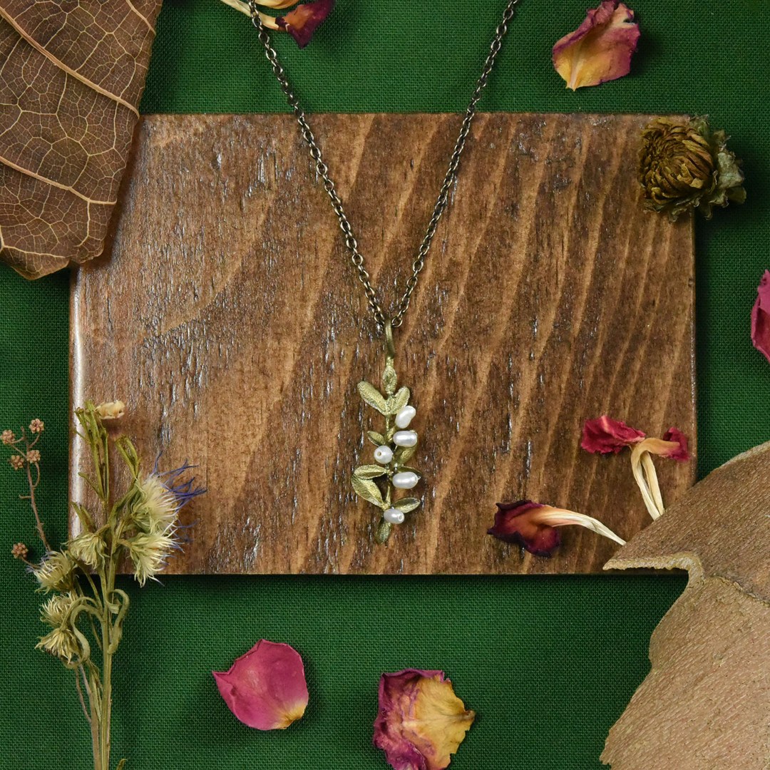 Flowering Thyme Pendant Necklace - Goldmakers Fine Jewelry