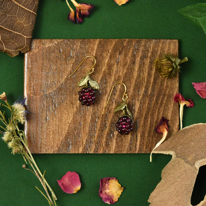 Garnet Raspberry Earrings - Goldmakers Fine Jewelry