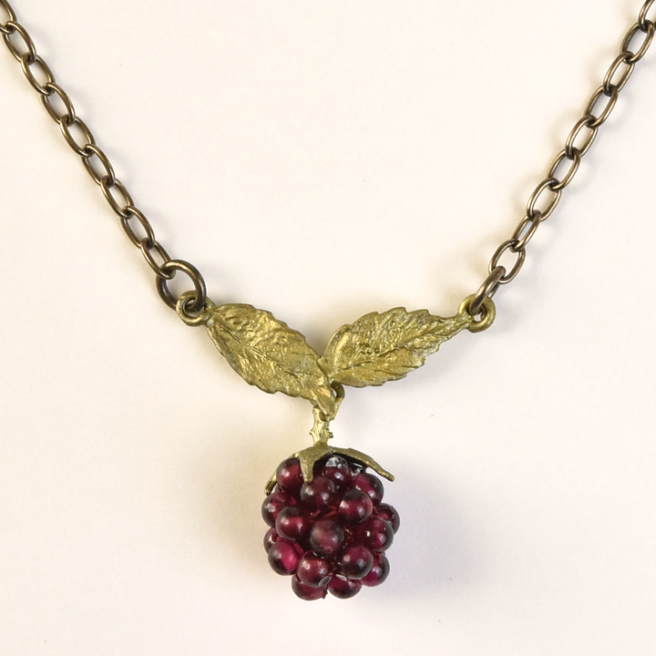 Raspberry Pendant - Goldmakers Fine Jewelry