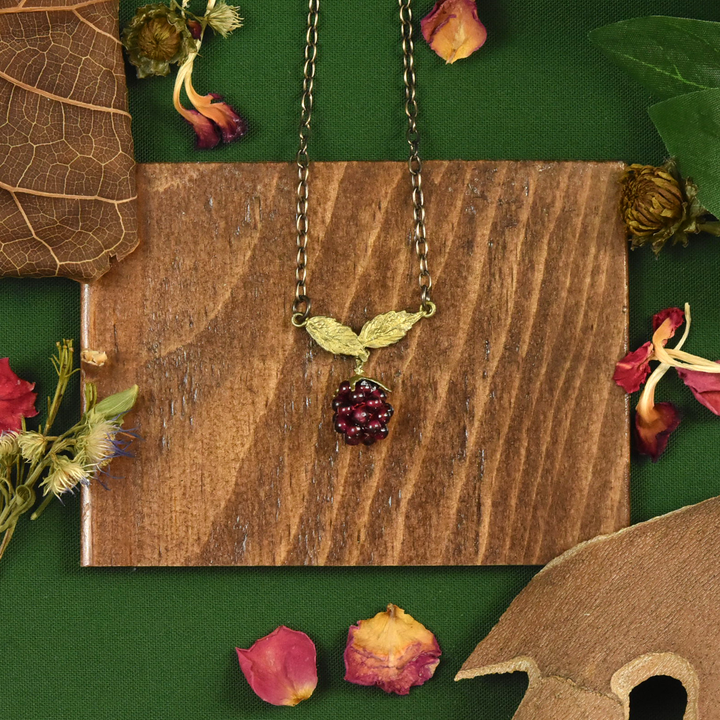 Raspberry Pendant - Goldmakers Fine Jewelry