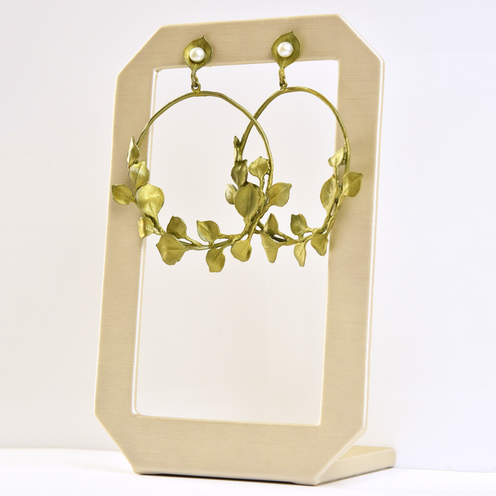 Round Leaf Eucalyptus  Earrings - Goldmakers Fine Jewelry