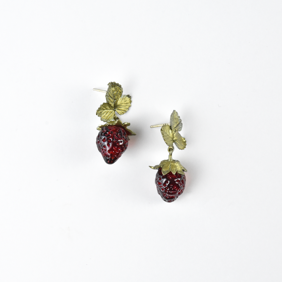 Strawberry Leaf Post Earrings - Goldmakers Fine Jewelry