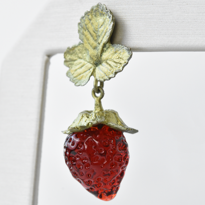 Strawberry Leaf Post Earrings - Goldmakers Fine Jewelry