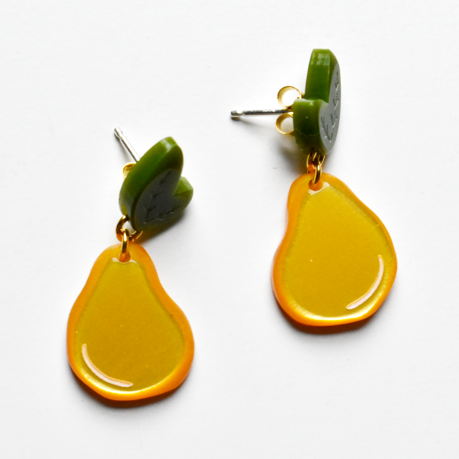 Small Gold Pear Post Earrings - Goldmakers Fine Jewelry