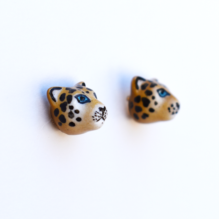 Small Leopard Post Earrings - Goldmakers Fine Jewelry
