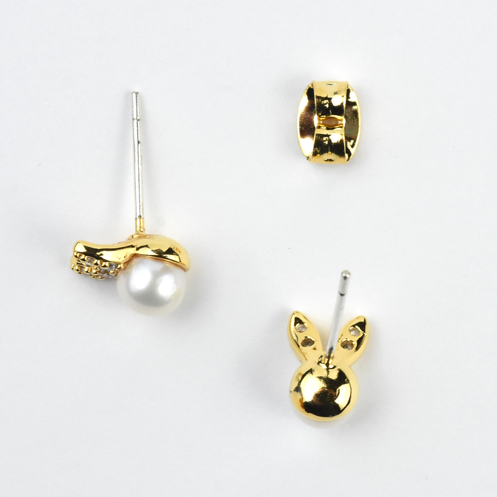 Charlotte Bunny Studs - Goldmakers Fine Jewelry