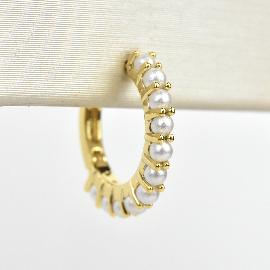 Azura Huggie Hoops in Pearl - Goldmakers Fine Jewelry