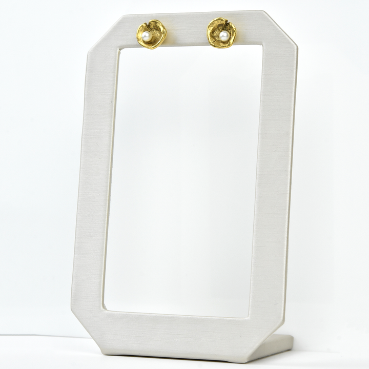 Oyster Studs - Goldmakers Fine Jewelry