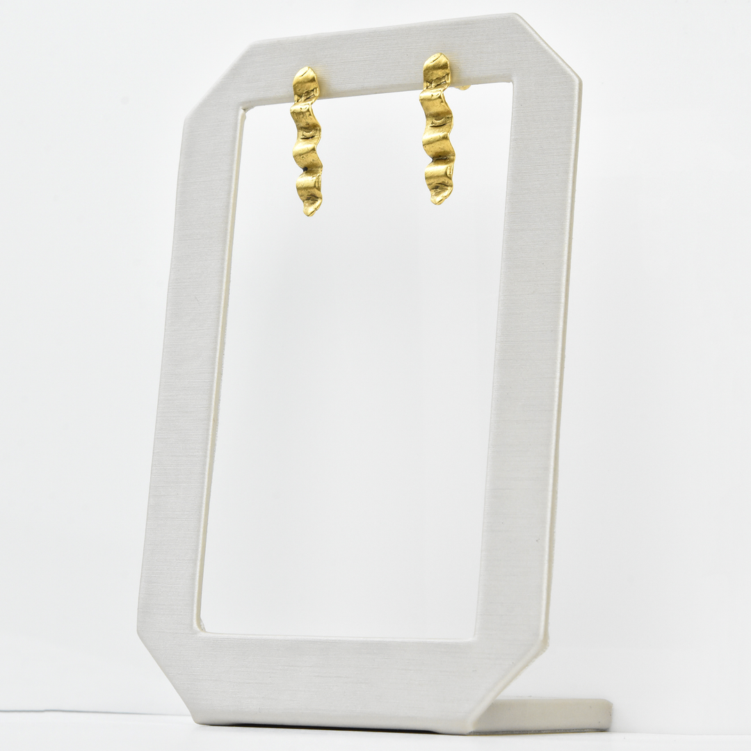 Wave Studs - Goldmakers Fine Jewelry