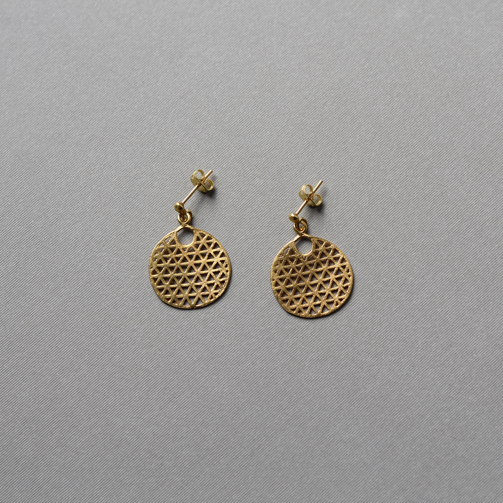 Golden Geometric Circle Earrings - Goldmakers Fine Jewelry