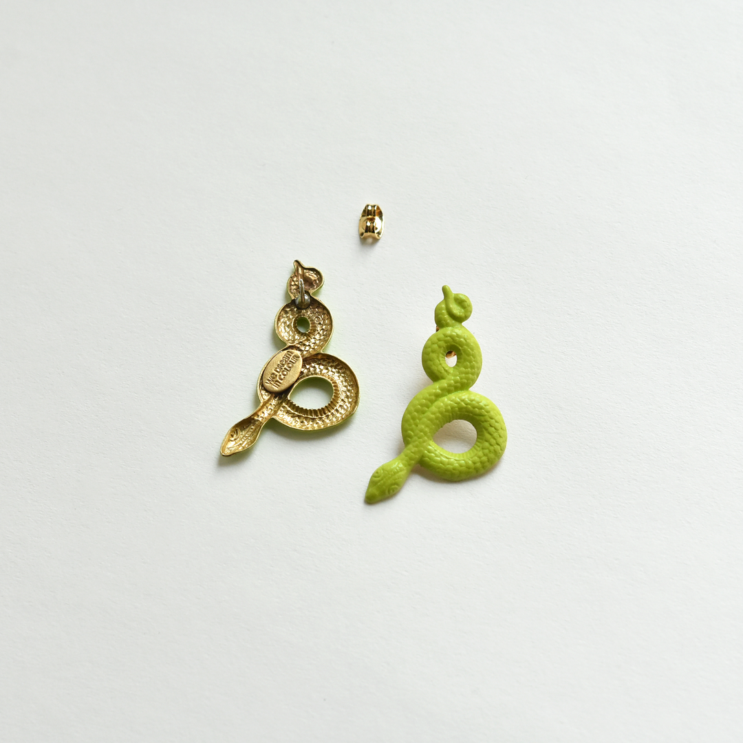 Neon Green Viper Earrings - Goldmakers Fine Jewelry