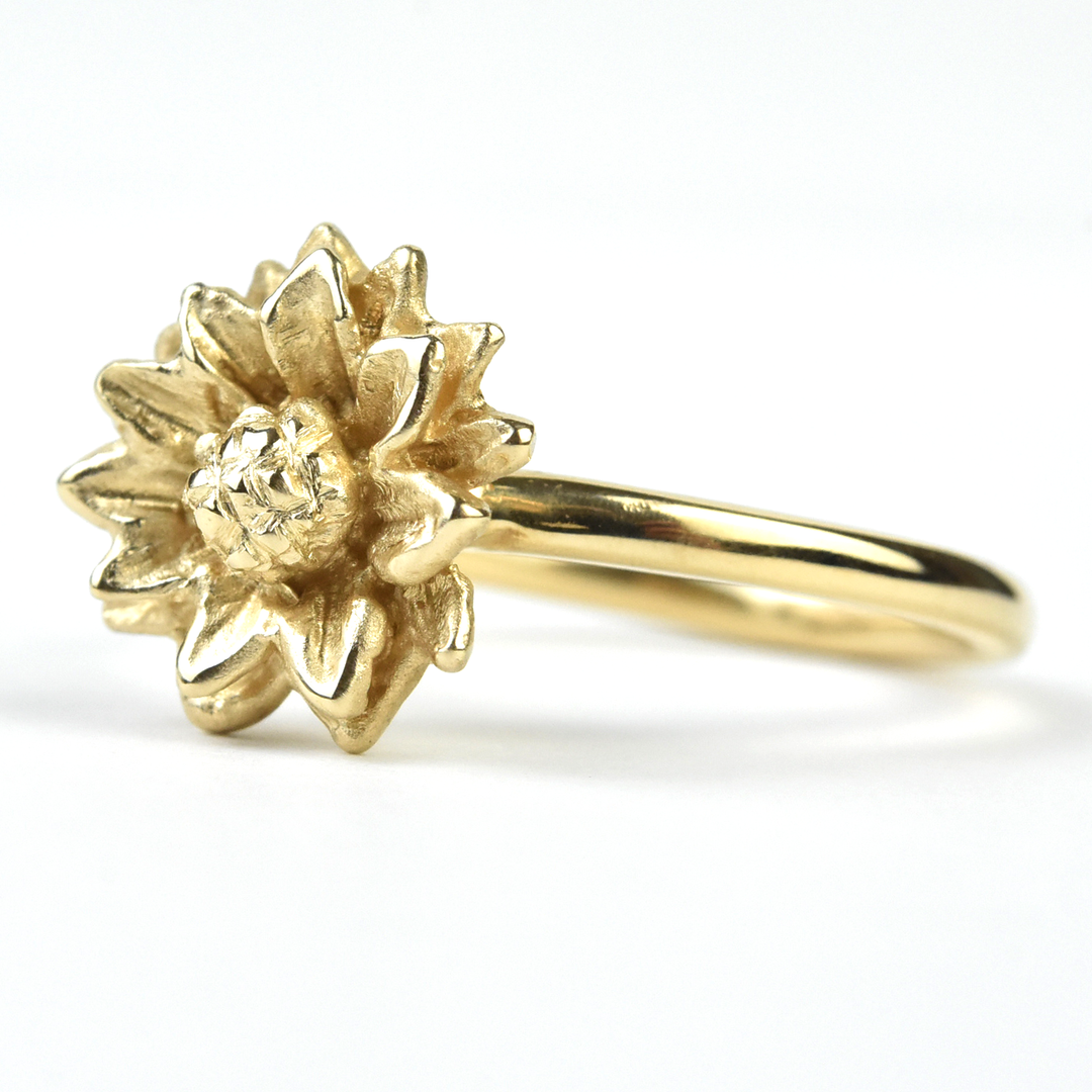 Sunflower Ring in Yellow Gold - Goldmakers Fine Jewelry