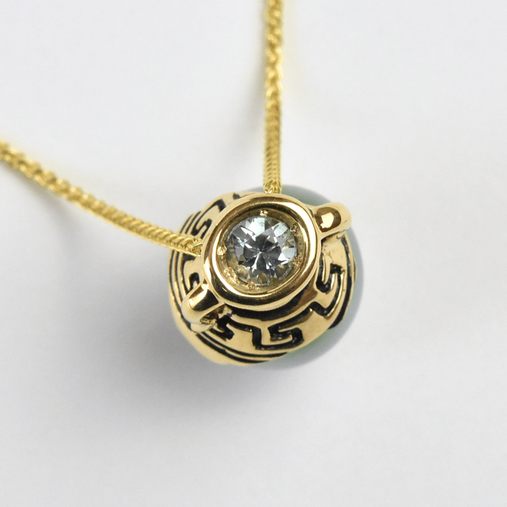 Greek Amphora Pearl Necklace in Gold - Goldmakers Fine Jewelry