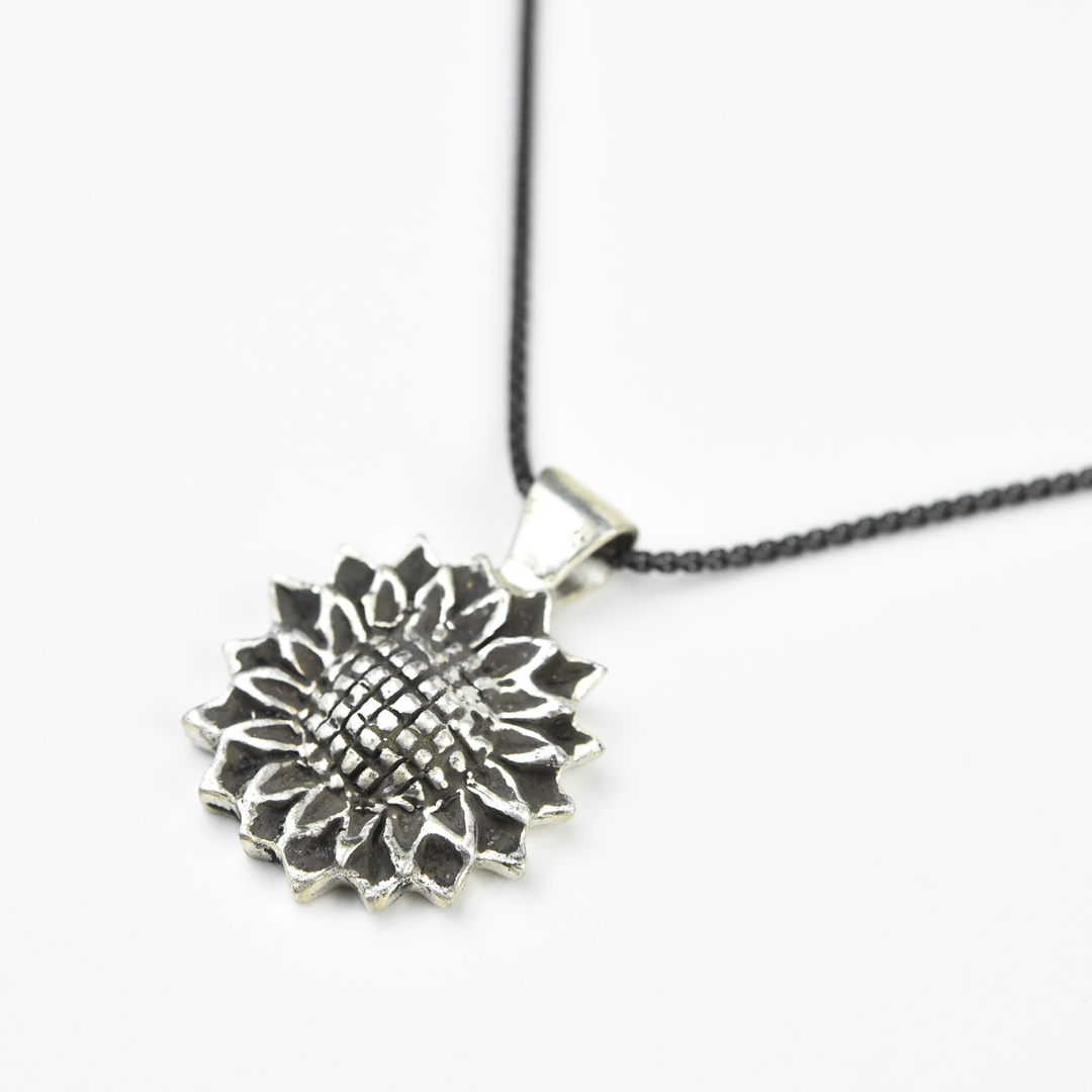 Kansas Sunflower Pendant Necklace - Goldmakers Fine Jewelry