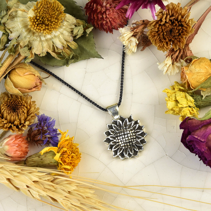 Kansas Sunflower Pendant Necklace - Goldmakers Fine Jewelry