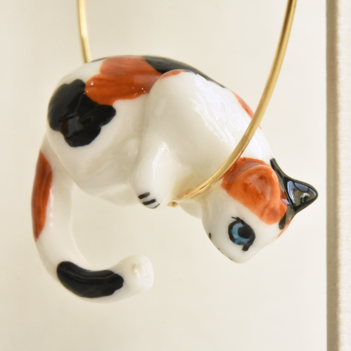 Calico Cat Hoop Earrings - Goldmakers Fine Jewelry