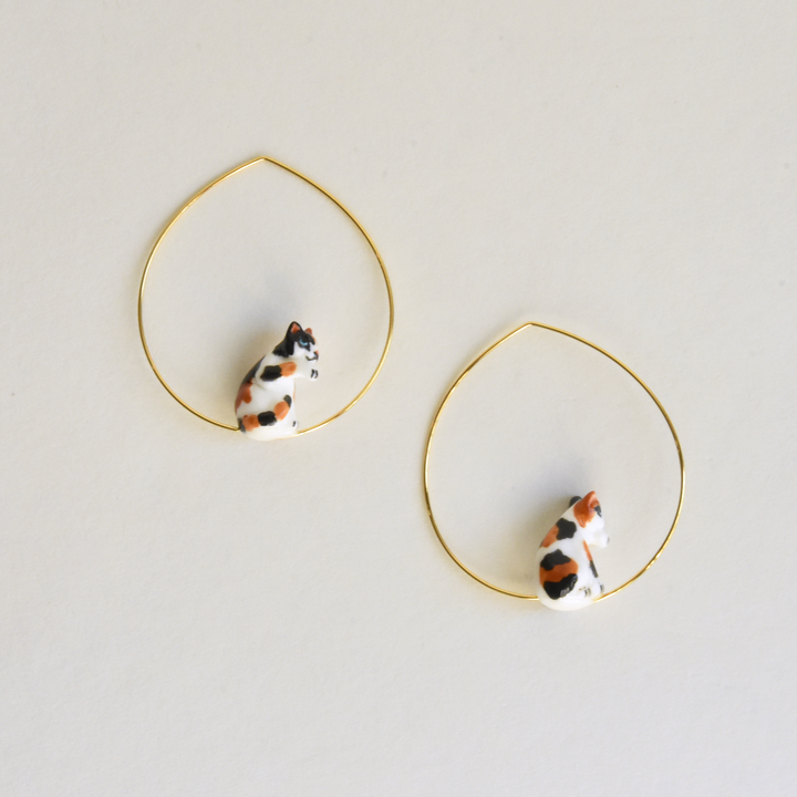 Calico Cat Sitting in Hoops - Goldmakers Fine Jewelry