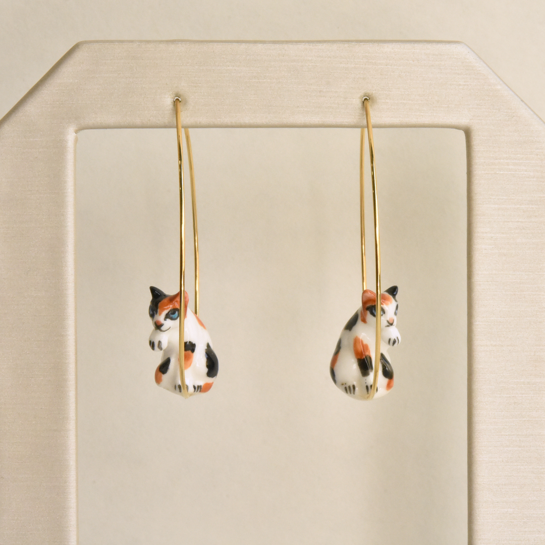 Calico Cat Sitting in Hoops - Goldmakers Fine Jewelry