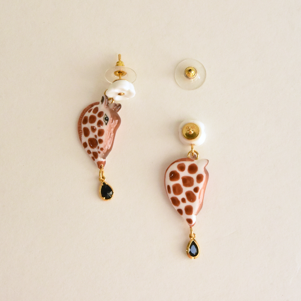 Daisy and Giraffe Earrings with Gems - Goldmakers Fine Jewelry