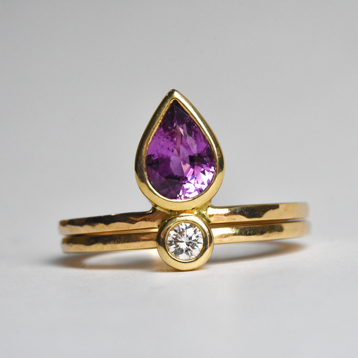 Little Flame Engagement Ring in Orchid Purple Sapphire - Goldmakers Fine Jewelry