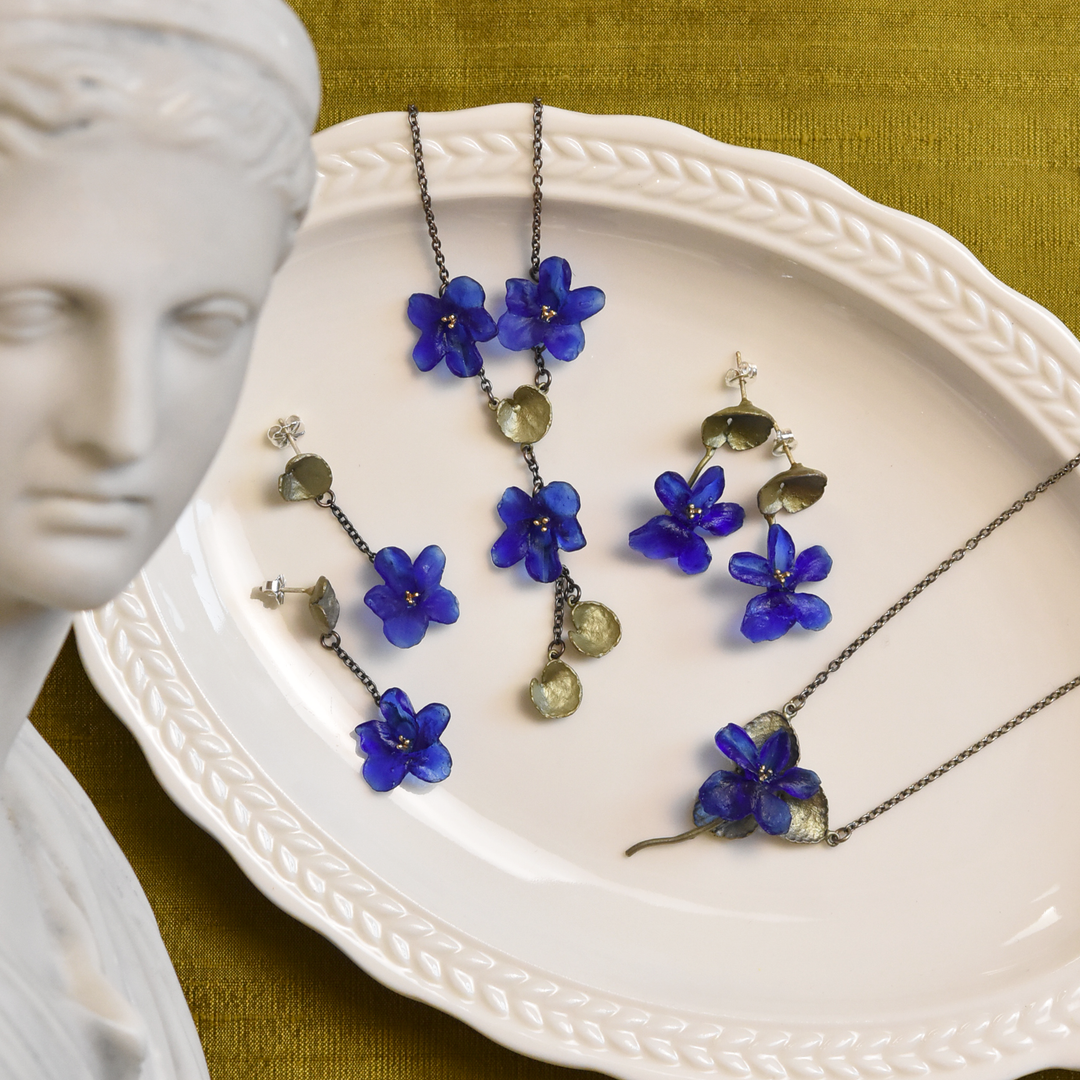 Wild Violet Lariat - Goldmakers Fine Jewelry