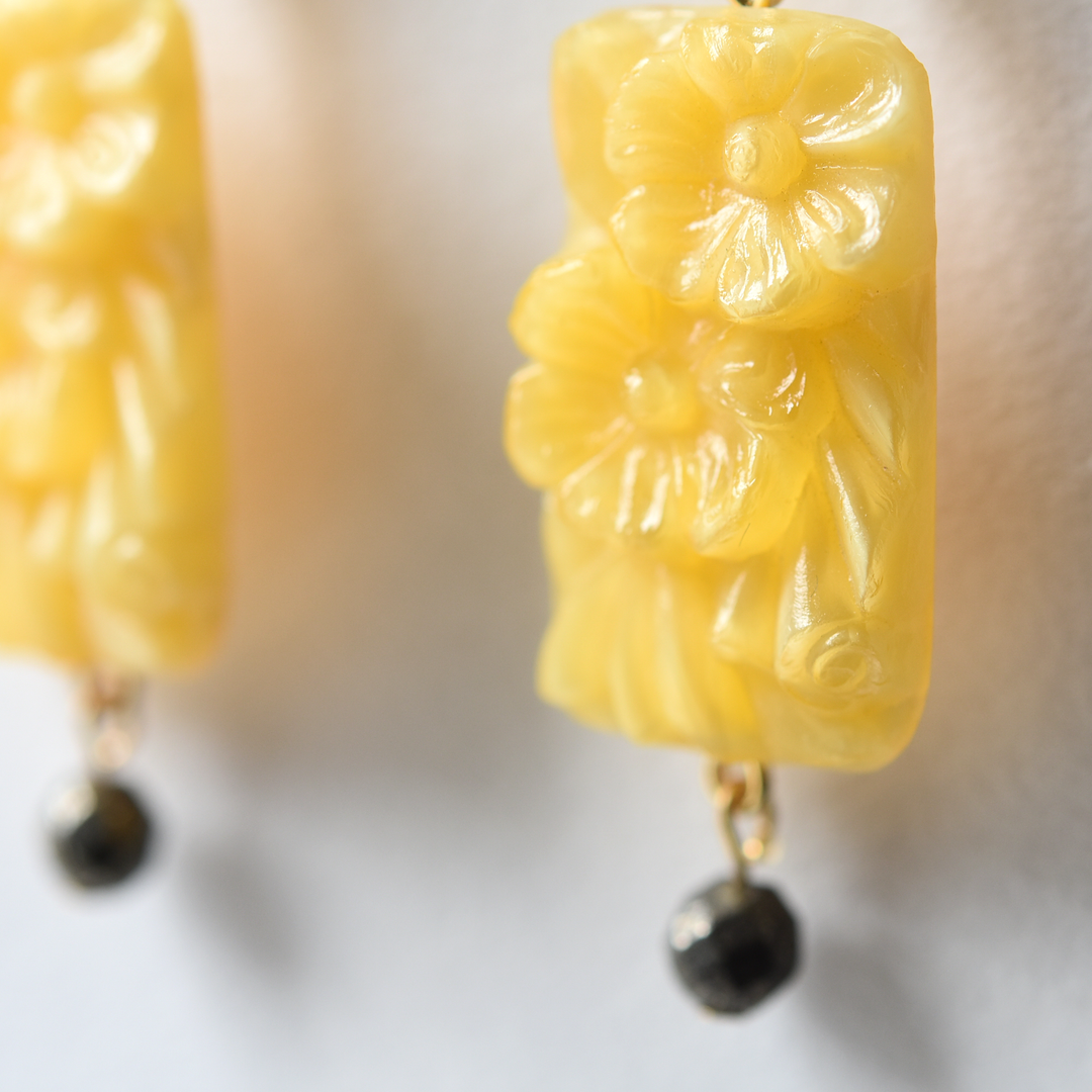 Yellow Art Glass Drops - Goldmakers Fine Jewelry